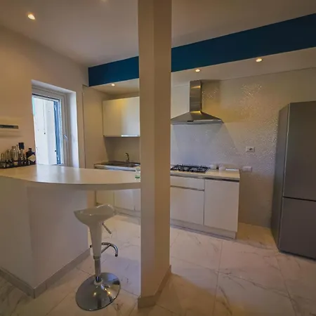 Casa Zora - Vista Mare بيت للعطل فيستَ